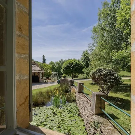 Au Coin Des Arbres - * Biron (Dordogne)